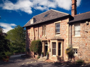 Eslington Villa