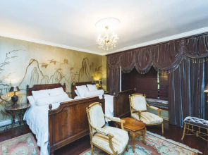 Illyria House