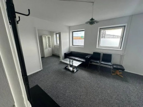 Airport Apartment