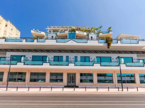 Marina Mirage Apartment