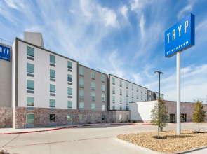 voco College Station Aggieland by IHG