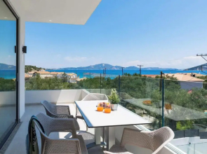 Villa Bougainvillea Boutique 2 by Villa Plus