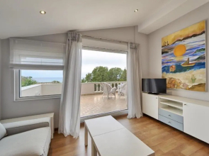 Luxury 4 Bdrm Villa With Pvt Pool on the Beach
