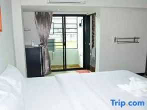 Soi 4 Service Residence