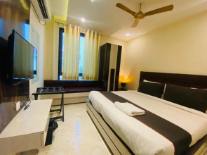 Hotel Vrindavan Palace