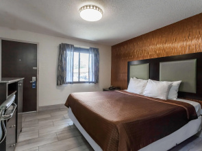Travelodge by Wyndham South Hackensack