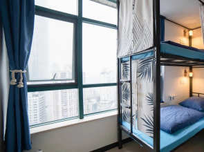 Only Cafe & Backpacker