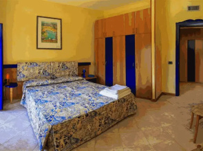 Araba Fenice Village
