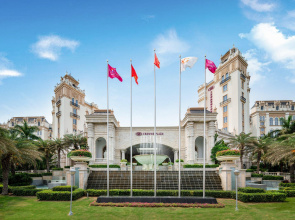 Crowne Plaza Resort Sanya Bay