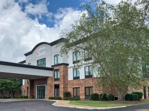 Comfort Inn & Suites Columbus North