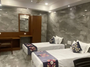 Hotel Sri Pranams Royal Grand