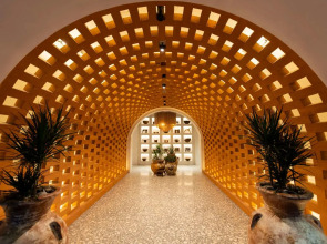 Virgin Hotels Las Vegas, Curio Collection by Hilton