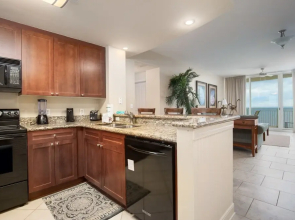 Aqua Resort 1403 - Three Bedroom Condo