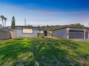 Modern Relaxing Retreat With Private Pool 4 Bedroom Home by RedAwning