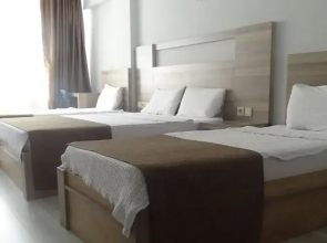 Renq Hotel