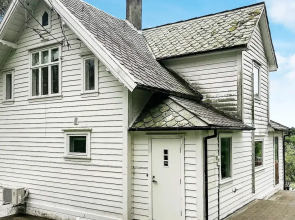 8 Person Holiday Home in Torangsvåg
