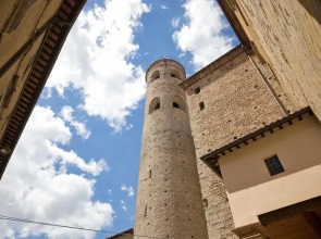 Stunning Home in Belvedere Fogliense With 2 Bedrooms and Wifi