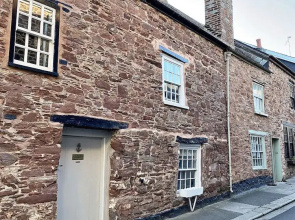 3-bed Cottage Near Kingsand Beach, No Deposit