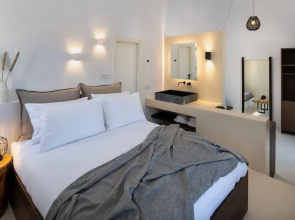 Azanti Suites