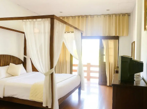 OYO 75597 The Tewsone Resort