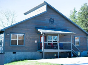 2 Bedroom Cabin