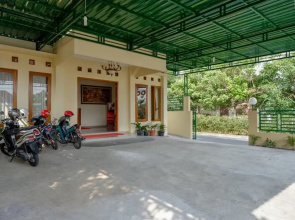 Wisma Taman Sari by RedDoorz