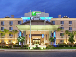 Holiday Inn Express Hotel & Suites River Park by IHG