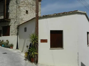 Aristos Houses