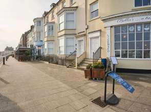 Host Stay Beachside Gallery