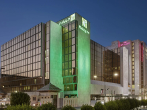 Holiday Inn Kuwait Al Thuraya City by IHG