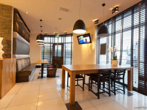 XO Hotels Blue Tower