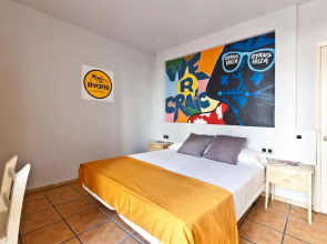 Ten Hostel