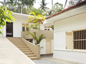 The Deco House