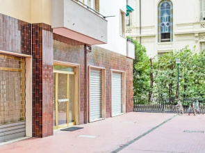 Chiavari Colorful Flat with Garage
