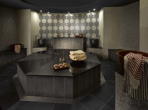 Shangri-La Hotel Apartments Qaryat Al Beri