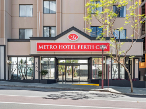 Metro Hotel Perth City