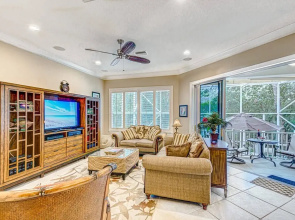Palm Island Canal Home - 4 BR