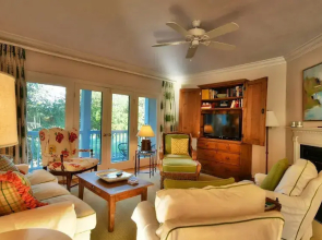 Fairway Oaks by Peace Vacations