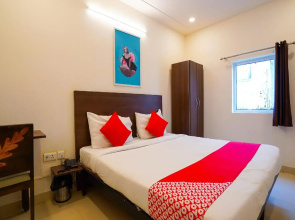 OYO 62582 Hotel Sunshine