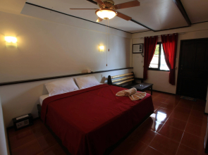 Paradise Resort and Dive Shop