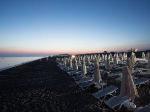 Water Side Resort & Spa