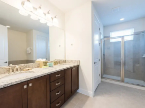 Encore Resort at Reunion - 7531 Marker Ave