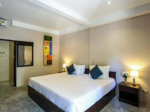 Naiharn Beach Resort