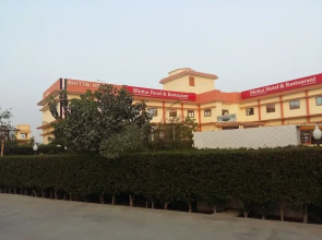 Bhittai Hotel