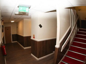 Ascot Hyde Park Hotel