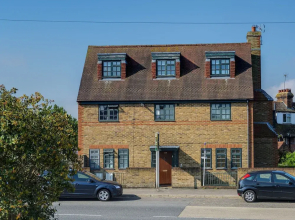 Stunning flats in Rye