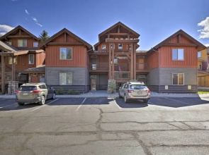 Riverfront Silverthorne Condo Near Skiing!