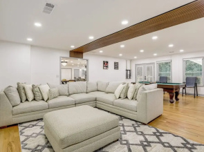 2 Mi to Truist Park: Marietta Home w/ Pool Table