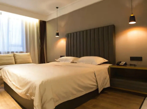 Wuhan Zaixu Hotel