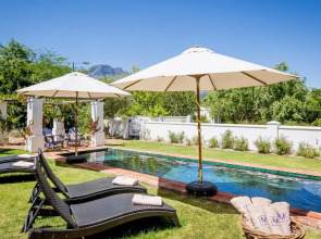 Macaron Boutique Guest House